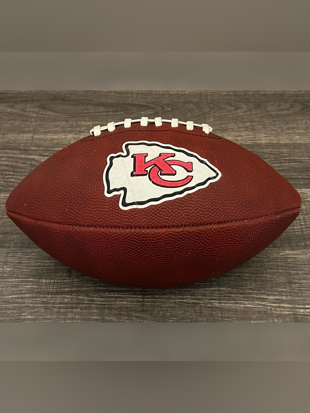 Franklin Sports NFL Kansa City Chiefs Football - Youth Junior Size Football